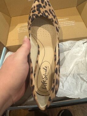 Life Stride Leopard Print RoundToe Pumps/Tan & Black/Size 7 M/NIB/NEVER WORN!